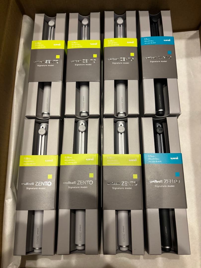 ユニボールゼント　シグニチャーモデル　ボールペン 8本　ブラック　シルバー