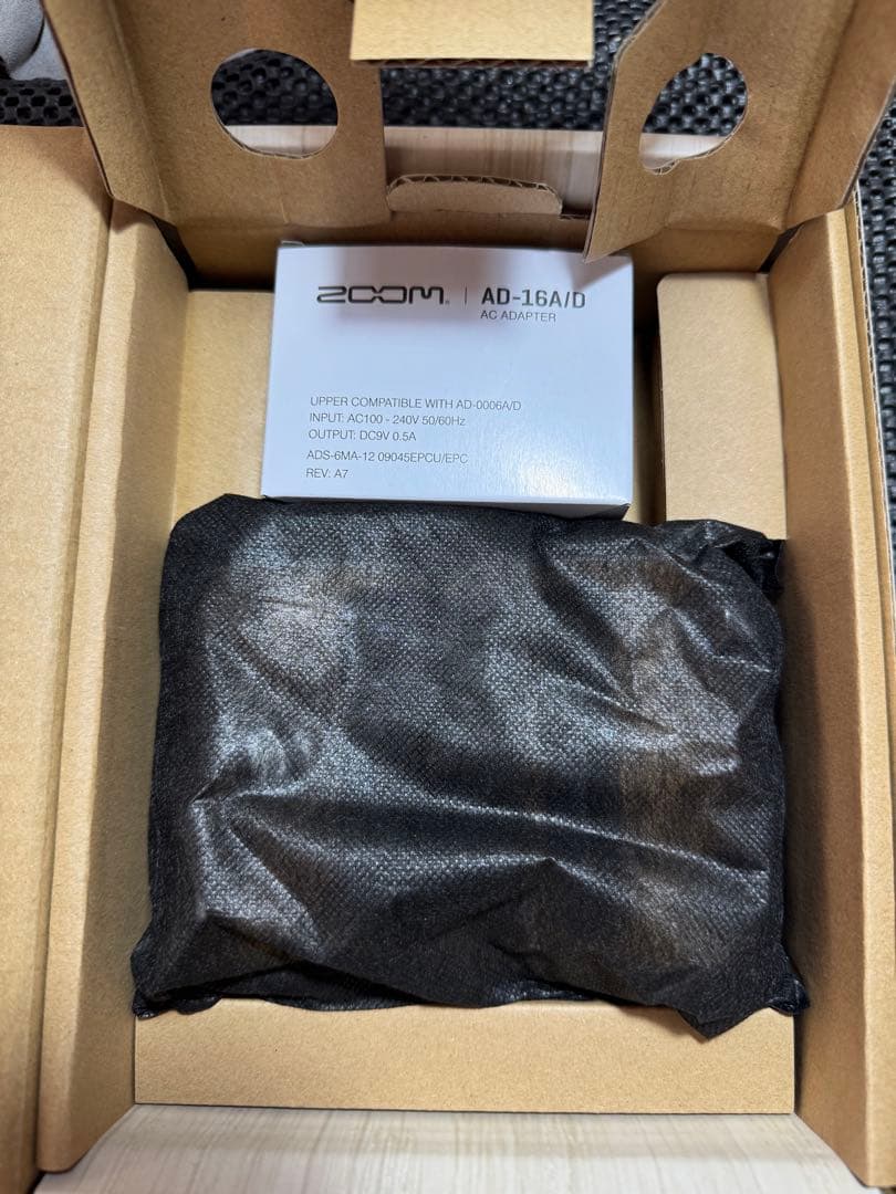 (ほぼ未使用品)ZOOM ac-2