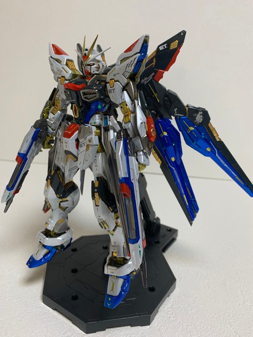 MGEX ストライクフリーダムガンダム　塗装済み完成品
