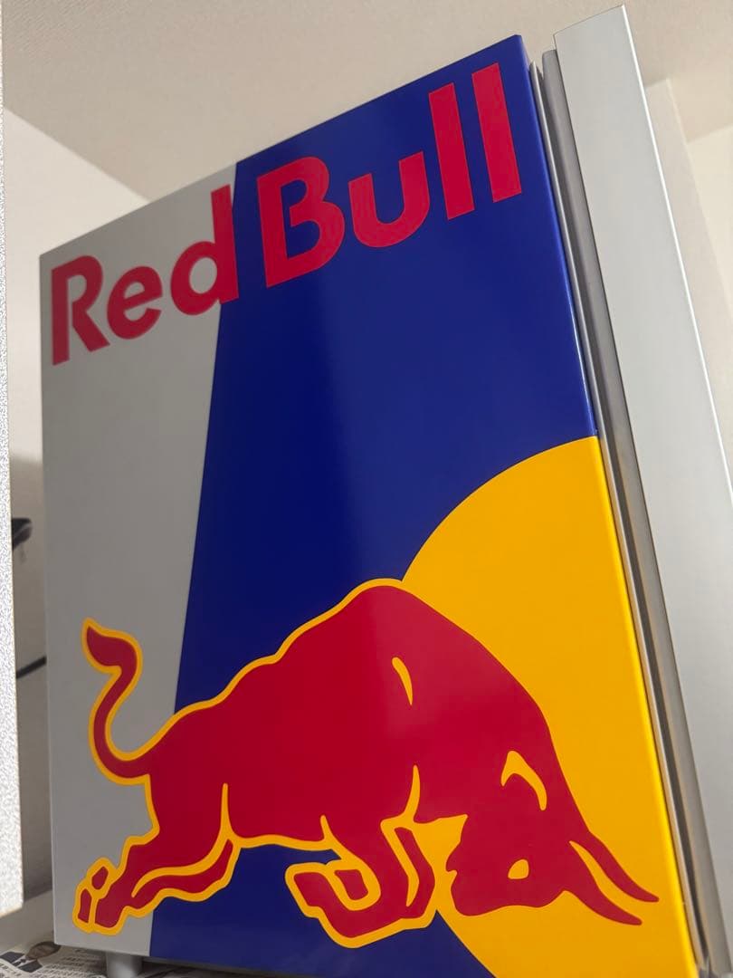ジャンクRed Bull Branded Cooler SM R600a