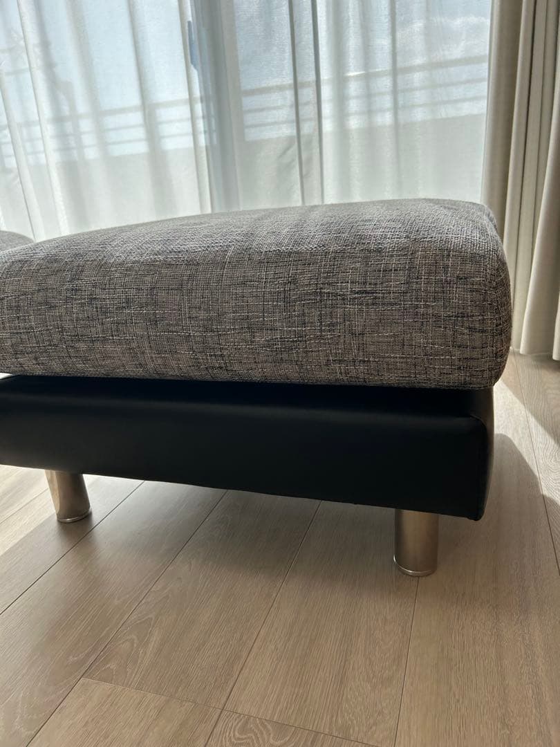 ARMONIA Bella Curva オットマン