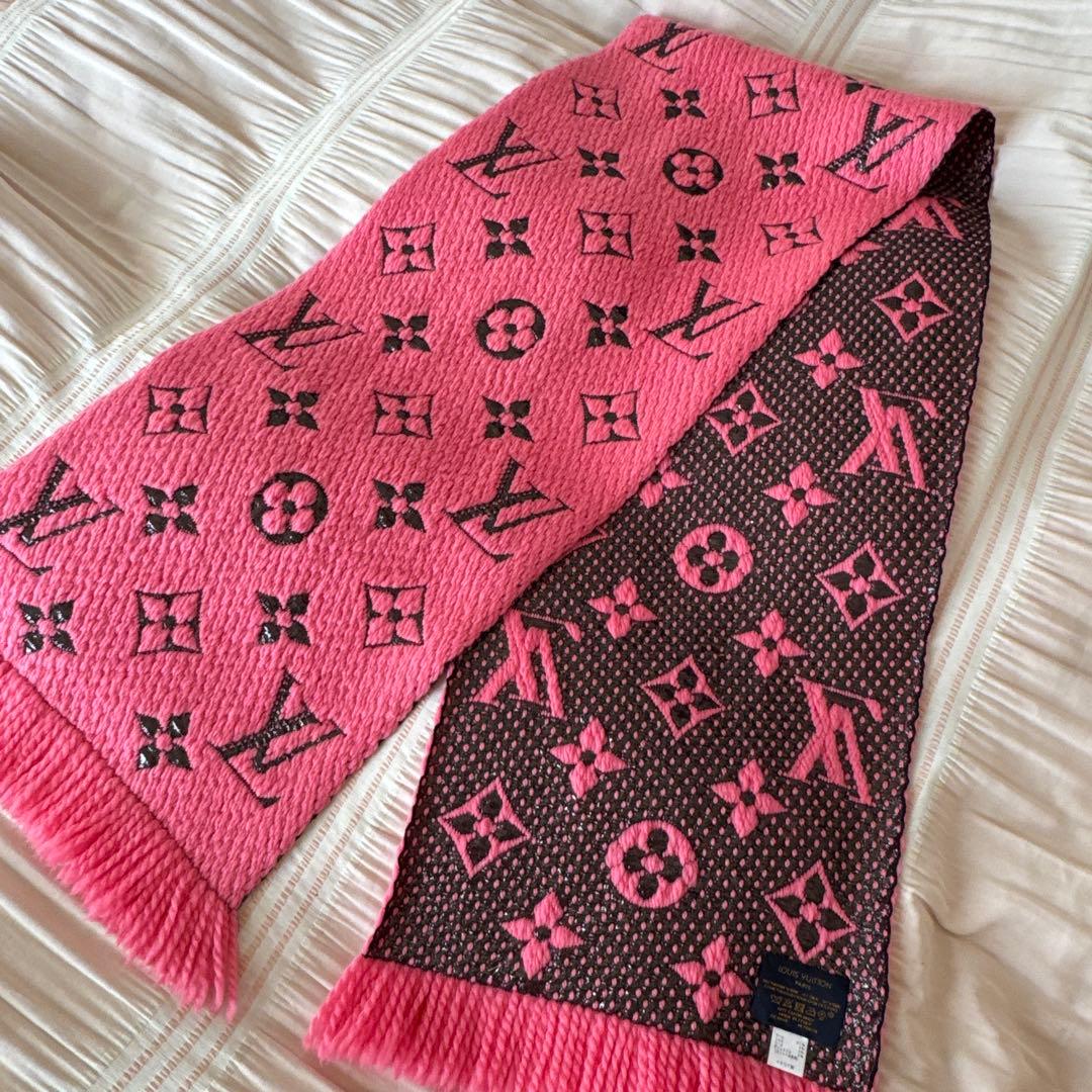 ルイヴィトン エシャルプ ロゴマニア マフラー ローズポップ ピンクM76070