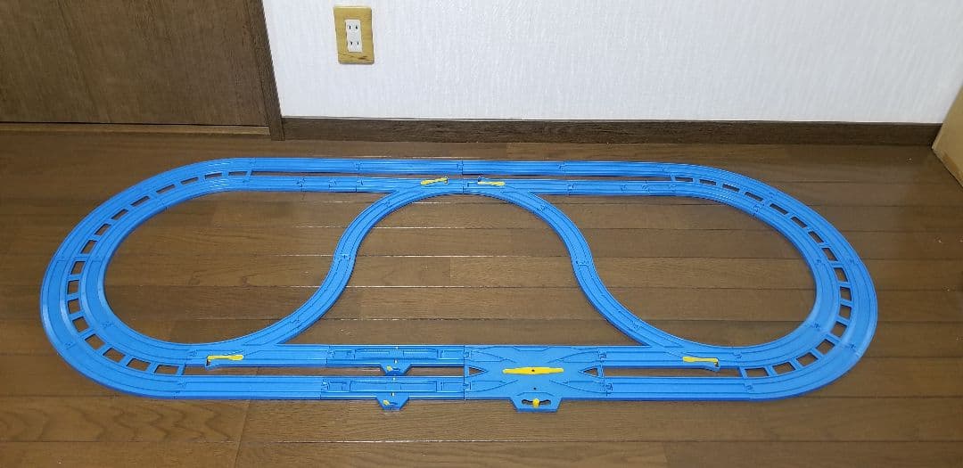 プラレール線路　複線4層高架レイアウト　サウンド駅付き