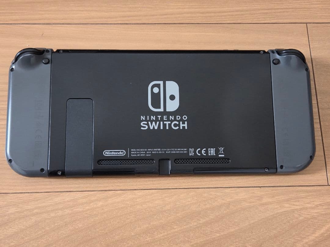 7　Nintendo Switch 本体 グレー 付属品付き