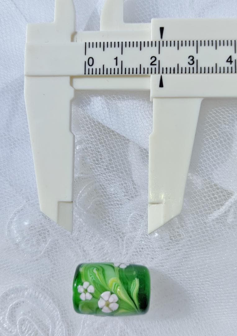 吉田正子トンボ玉（拾貳）　ガラス玉に込めた日本画　和のこころ　癒しの伝統美術