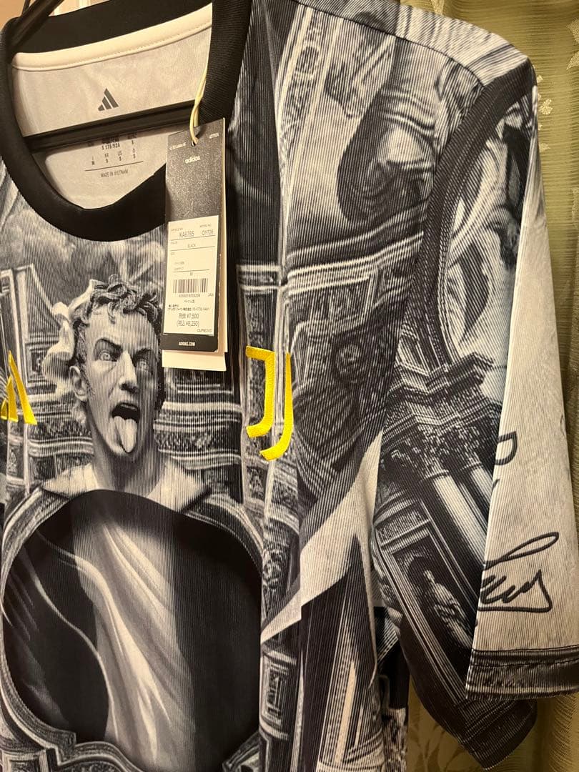 25-26 ユベントス プレマッチジャージー M