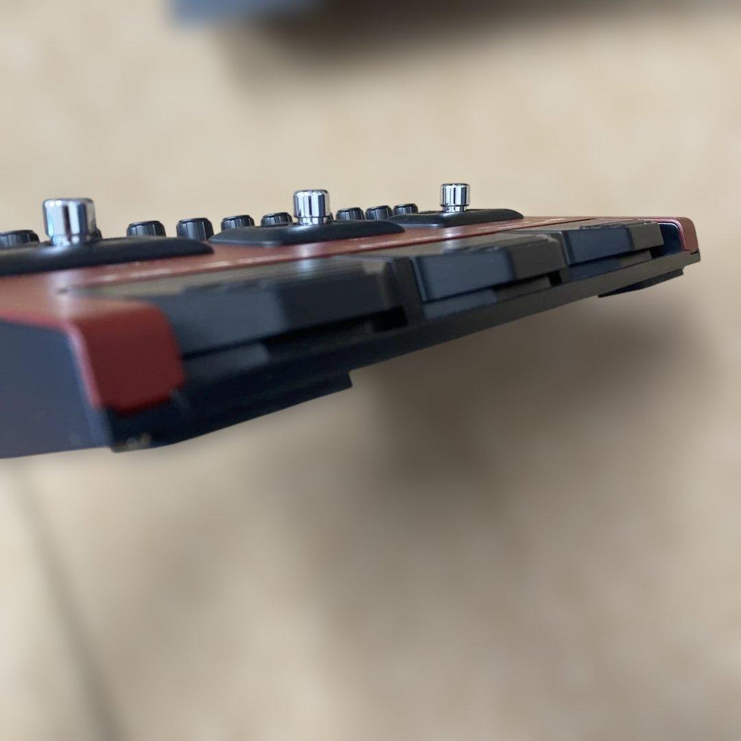 エルサ Zoom B3n マルチエフェクター ベース