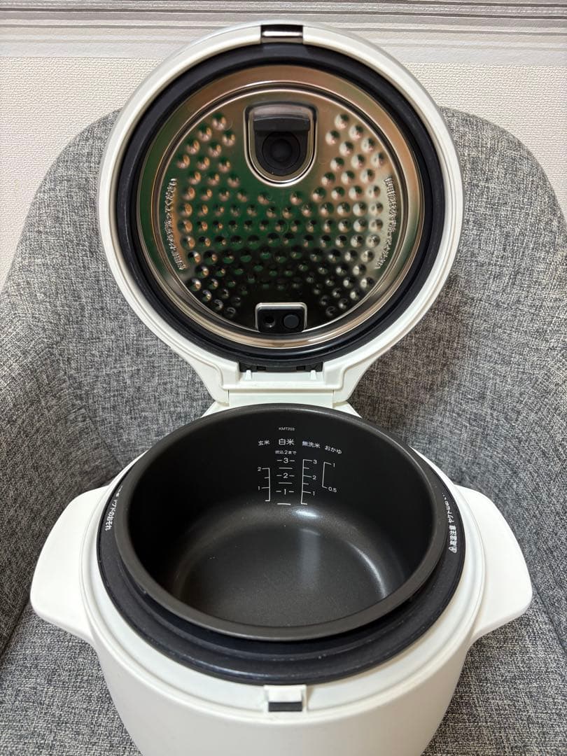 ⭐︎美品⭐︎ BALMUDAバルミューダ 炊飯器 K03A-WH 白ホワイト