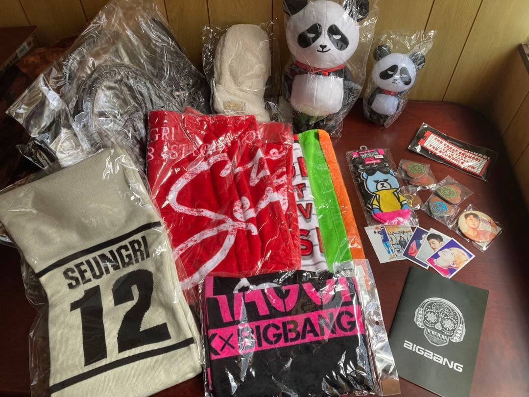 BIGBANG SEUNGRI V.I G-DRAGON グッズ まとめ