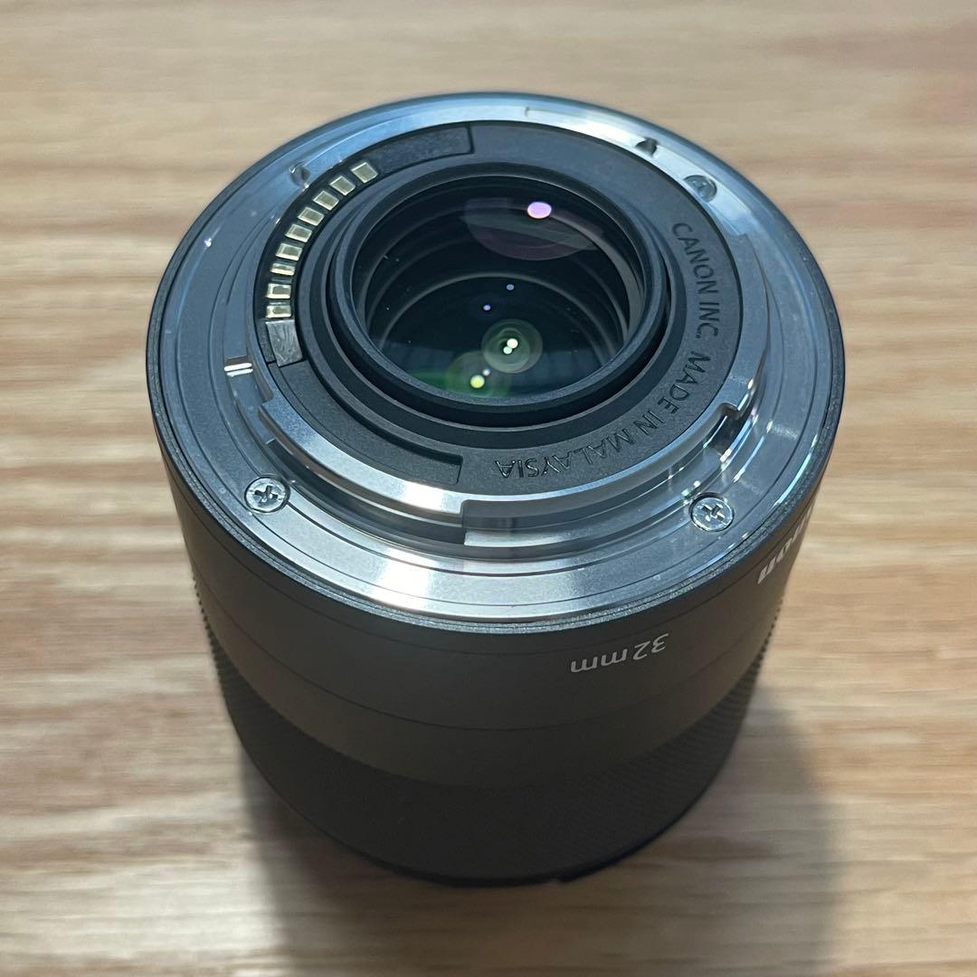 未使用品 Canon キヤノン EF-M 32mm F1.4 STM