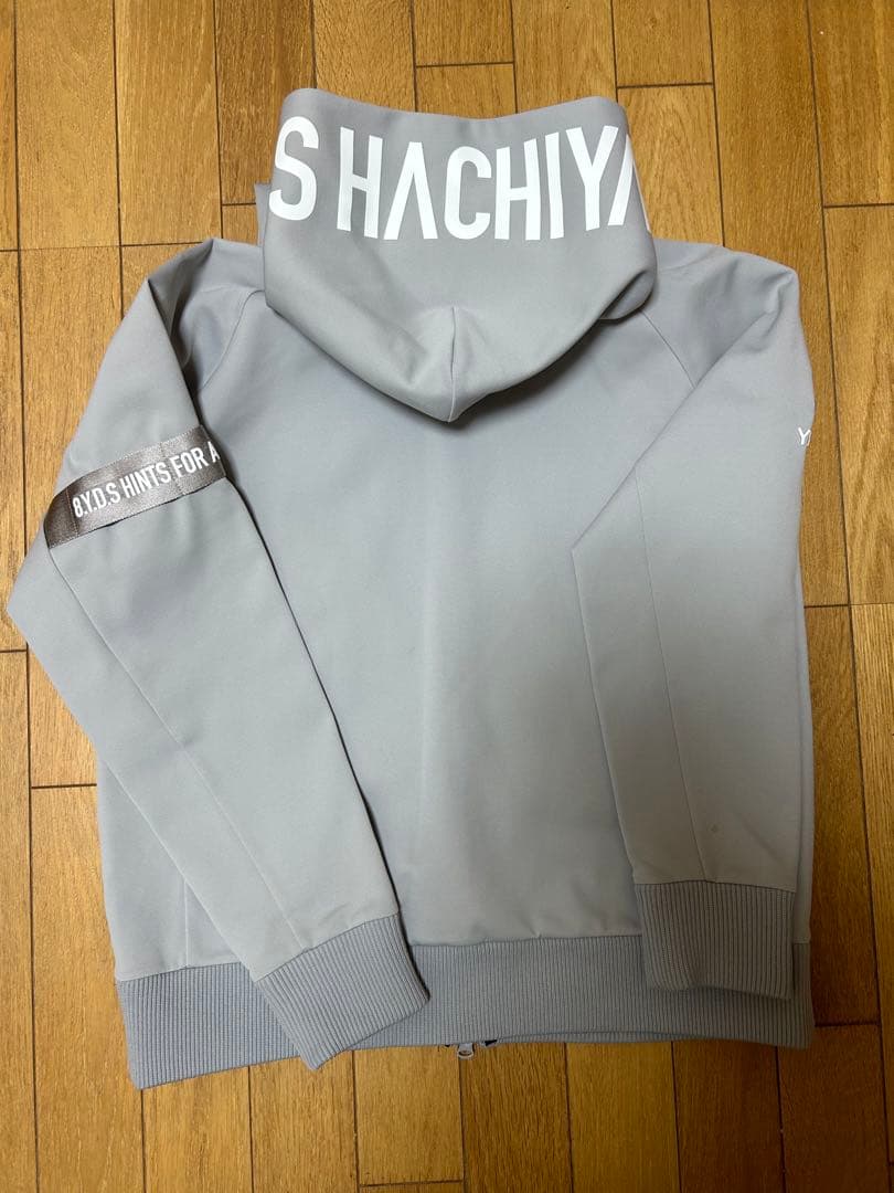 ヒカル　ハチヤーズ　グレー パーカー L 美品