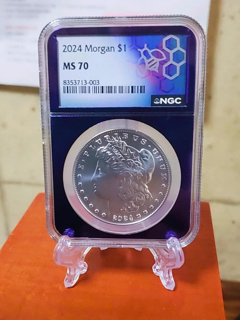 k*3様 アメリカ　2024　完璧銀貨　モルガンダラー　NGC　MS 70