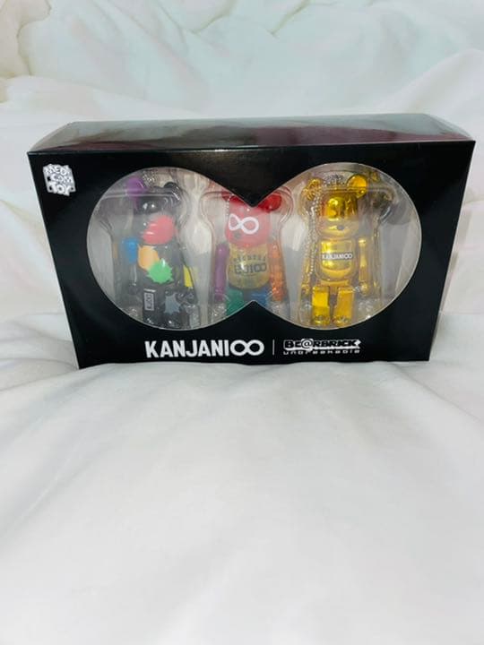 アイドル MEDICOM TOY