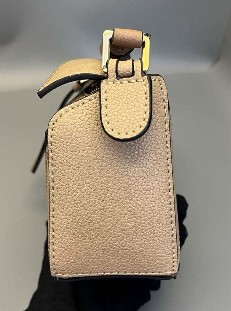 美品 LOEWE ロエベ パズルバッグ