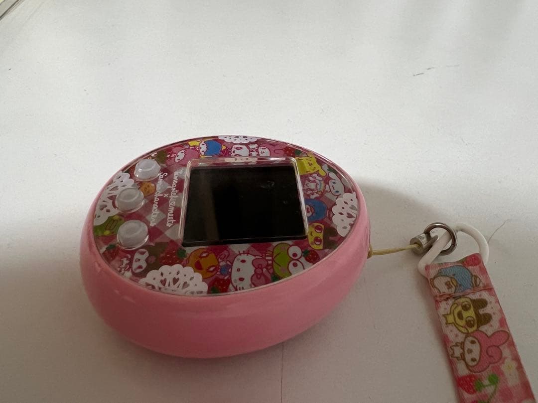 たまごっちみーつ　サンリオ　ピンク