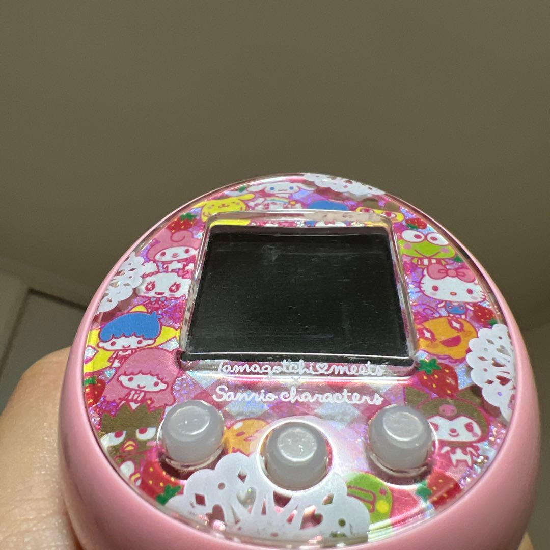 たまごっちみーつ　サンリオ　ピンク