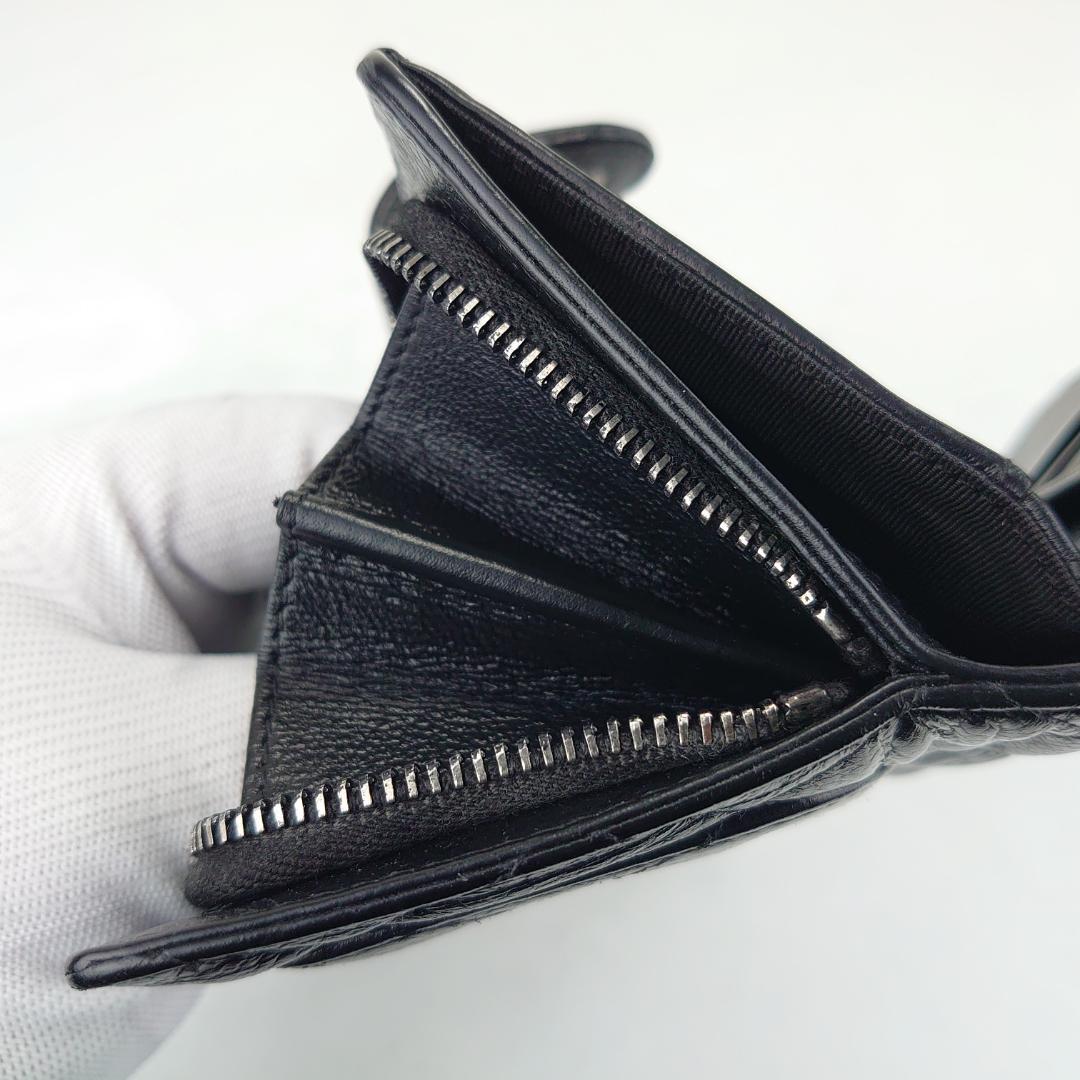 【美品】シャネル　マトラッセ　キャビアスキン　二つ折り財布　美品　1205