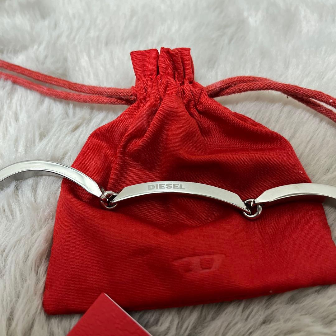 DIESEL ジュエリーブレスレット　シルバーバングル