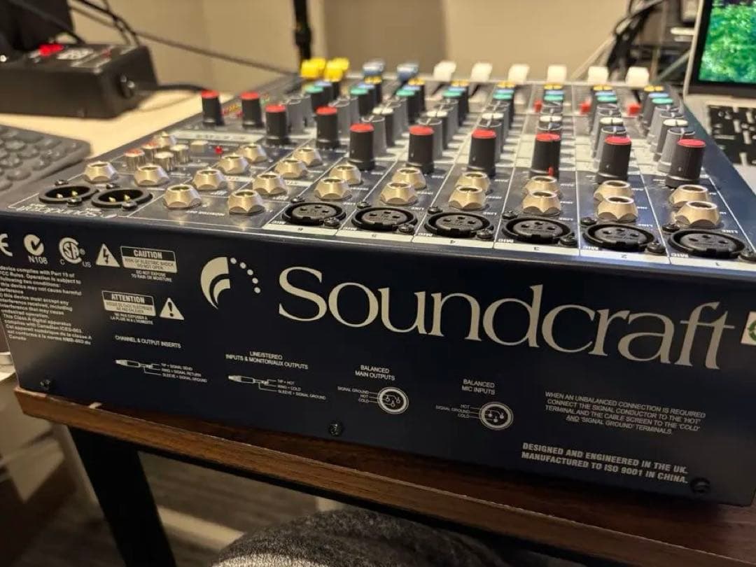Soundcraft EPM6 アナログミキサー