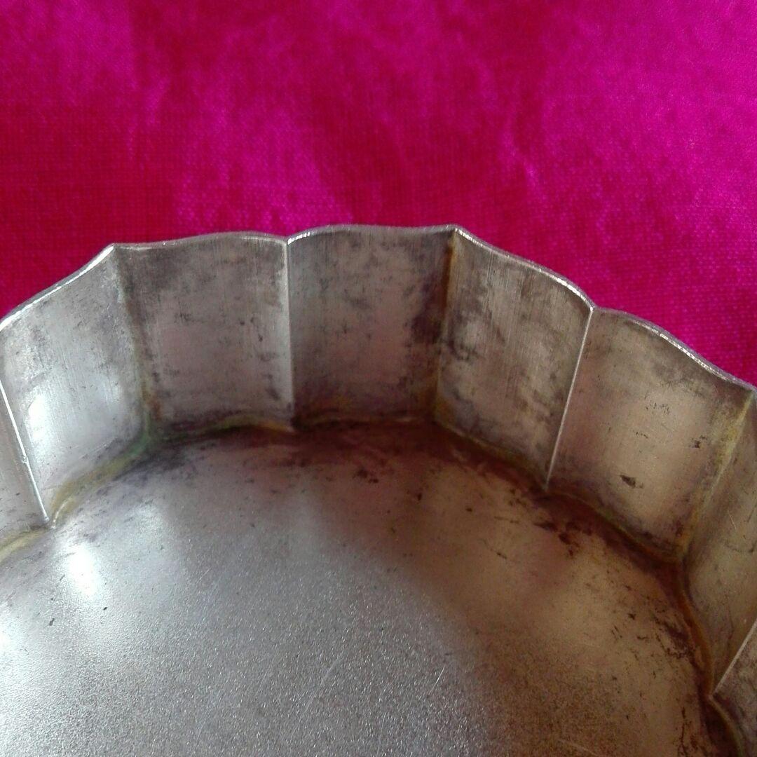 ボンボニエール。八稜鏡形香合型日月、鳳凰文。純銀徳力。菓子入。天皇。皇室。中古。