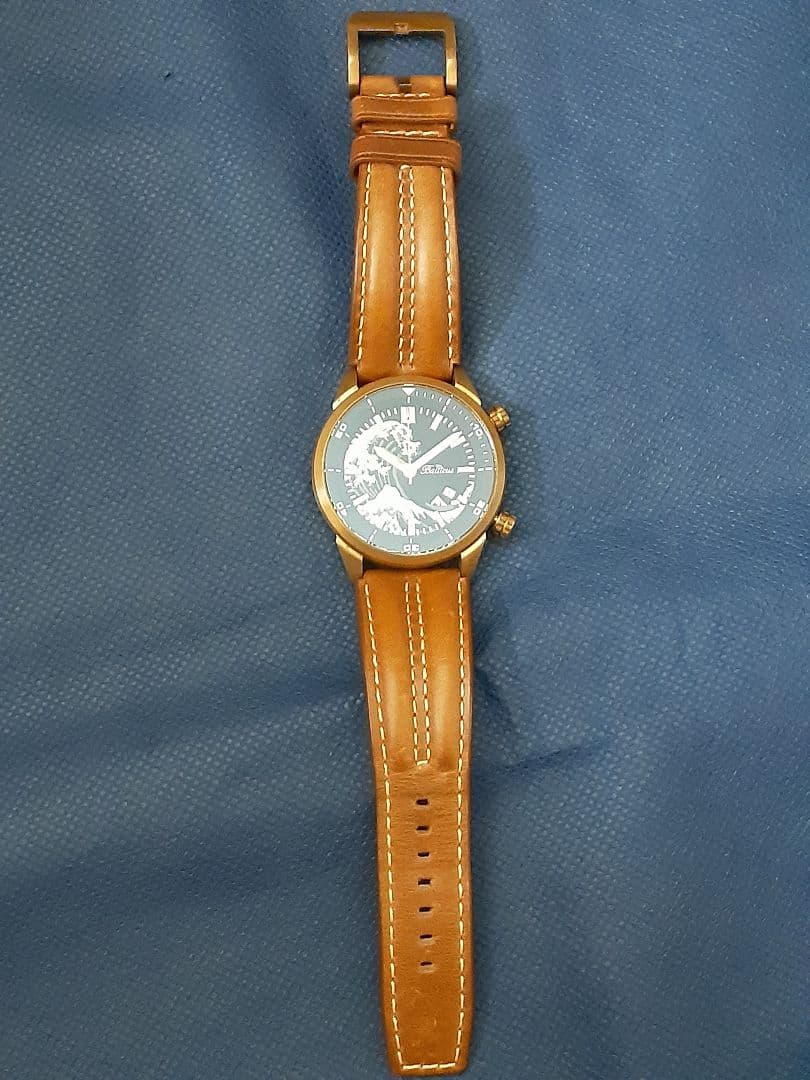 ブロンズ製ダイバー腕時計神奈川県沖ビッグウエーブ蓄光デザイン