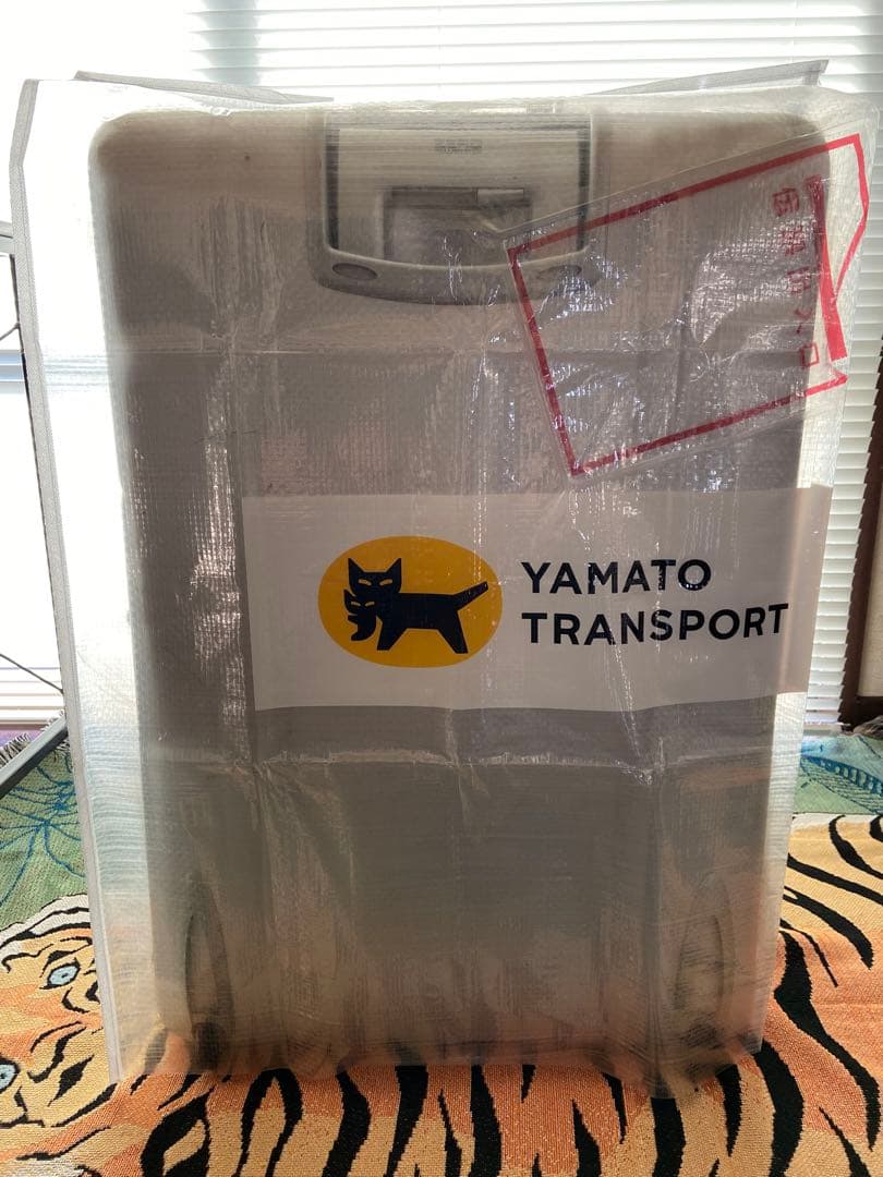 ゼロハリバートンスーツケース2輪