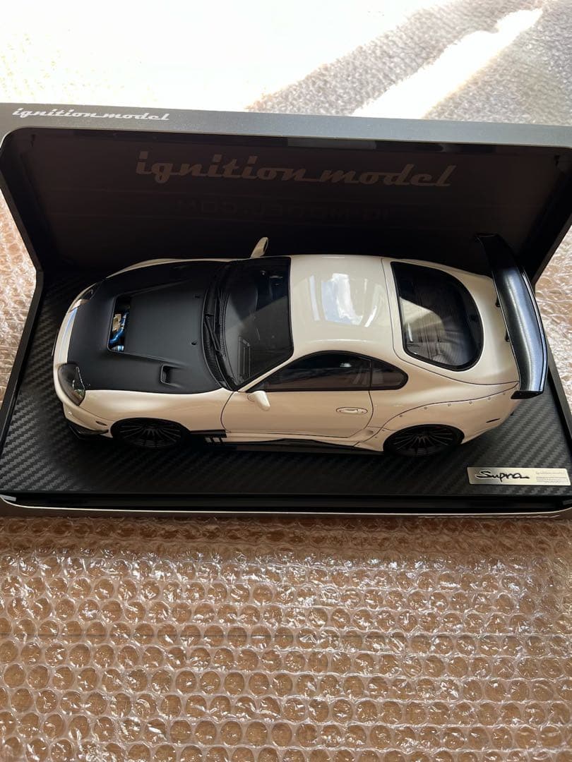 1/18 スープラ ホワイト ブラック　イグニッションモデル