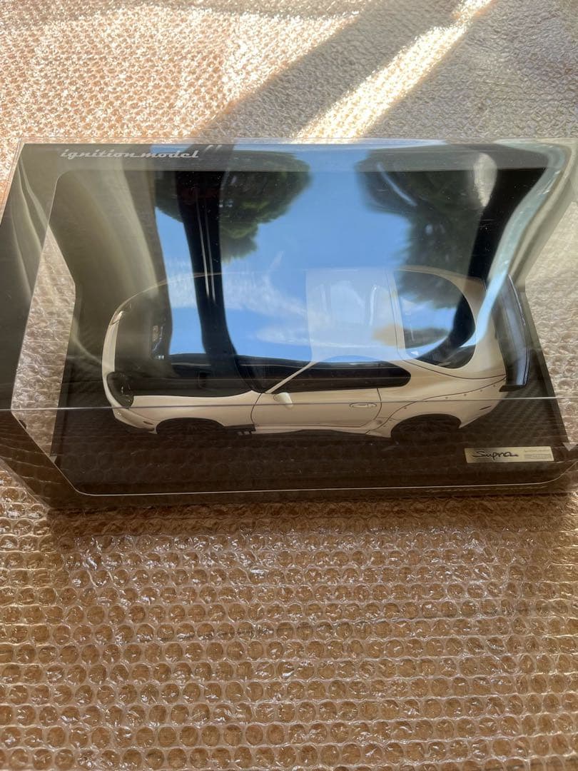 1/18 スープラ ホワイト ブラック　イグニッションモデル