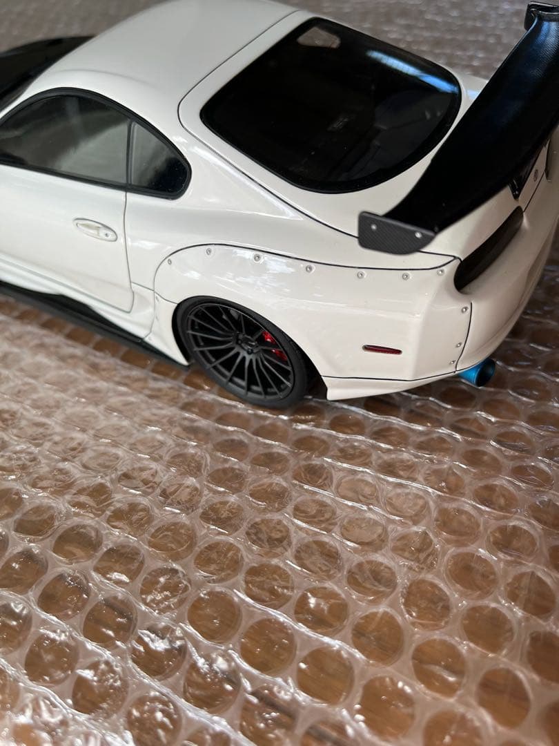 1/18 スープラ ホワイト ブラック　イグニッションモデル