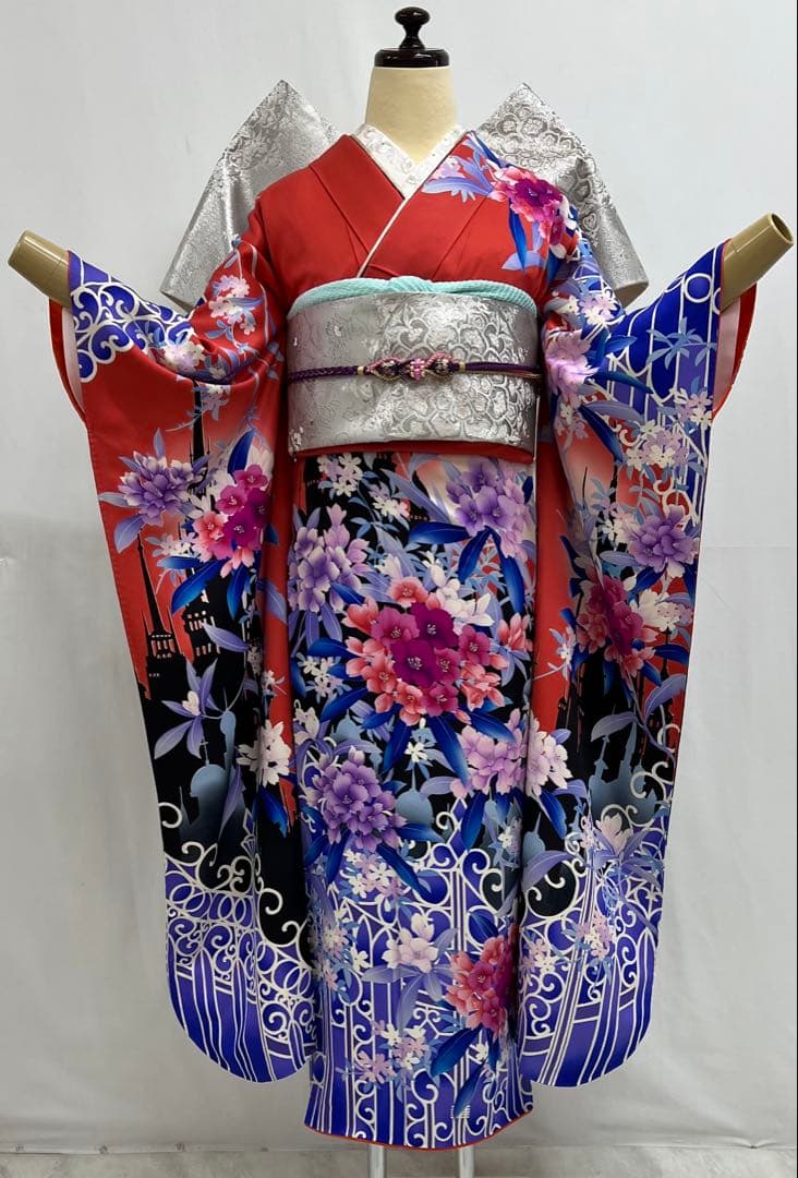 振り袖　フルセット　長襦袢付　モダン　珍品　洋花　金彩加工　620
