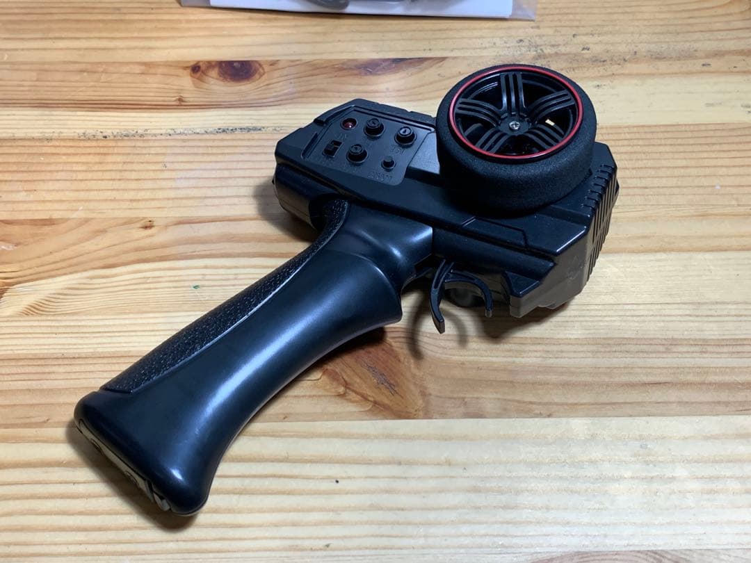 チョロ【美品】LEDライト付きグレーRCカー