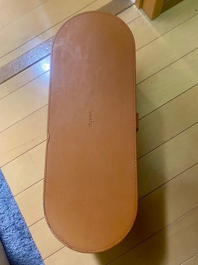 ダイソンドライヤー