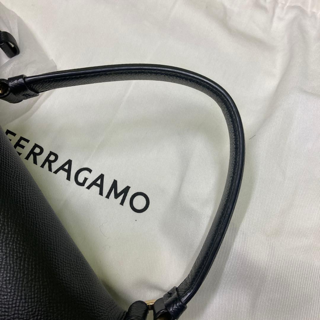 フェラガモ　2way レザー　バック