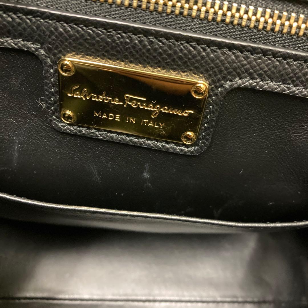 フェラガモ　2way レザー　バック