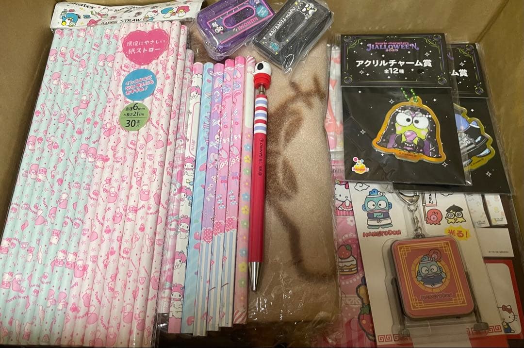 サンリオ/キャラクターグッズまとめ売り/ぬいぐるみ/マスコット他40点