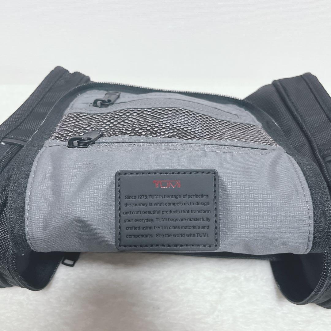 Tumi alpha3 ハンギング　トラベル　キット