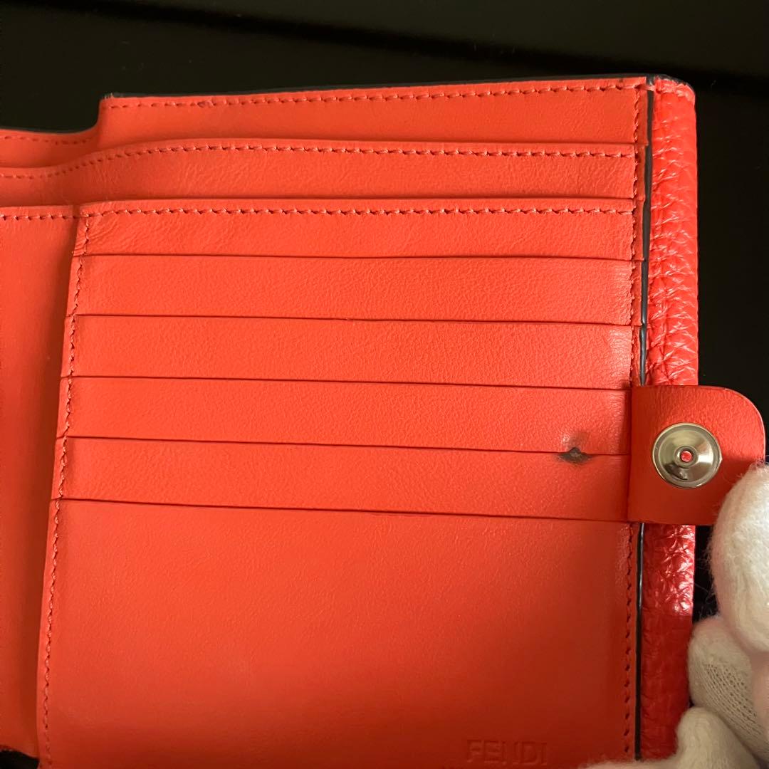 フェンディ　ピーカブー　FENDI JP PEEKABOO WALLET レッド