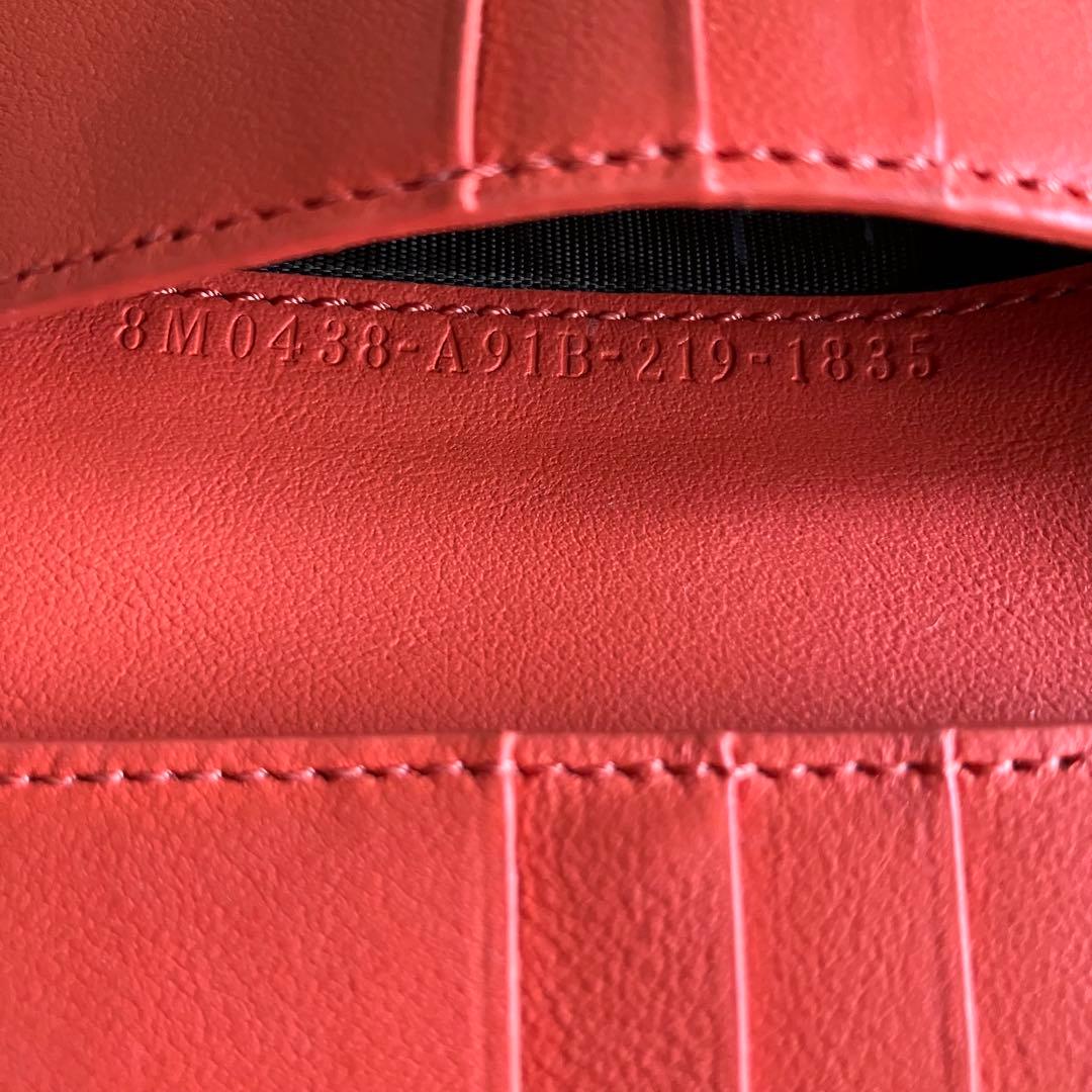 フェンディ　ピーカブー　FENDI JP PEEKABOO WALLET レッド