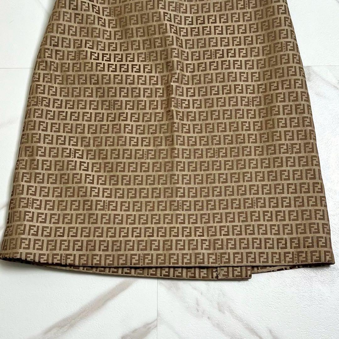 大きいサイズ44フェンディ　近年タグ　ズッカ柄　ラップ 巻きスカート　44