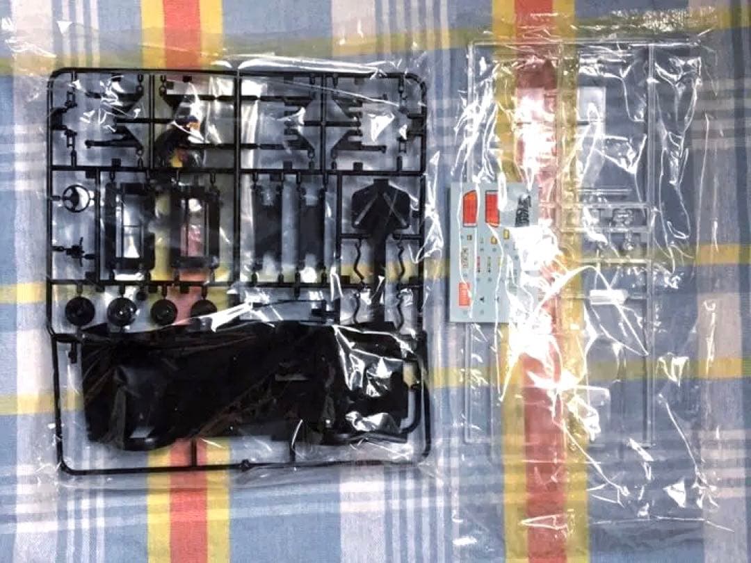 限定品 1/24 デロリアン・パート1 w/カラーエッチングパーツ アオシマ