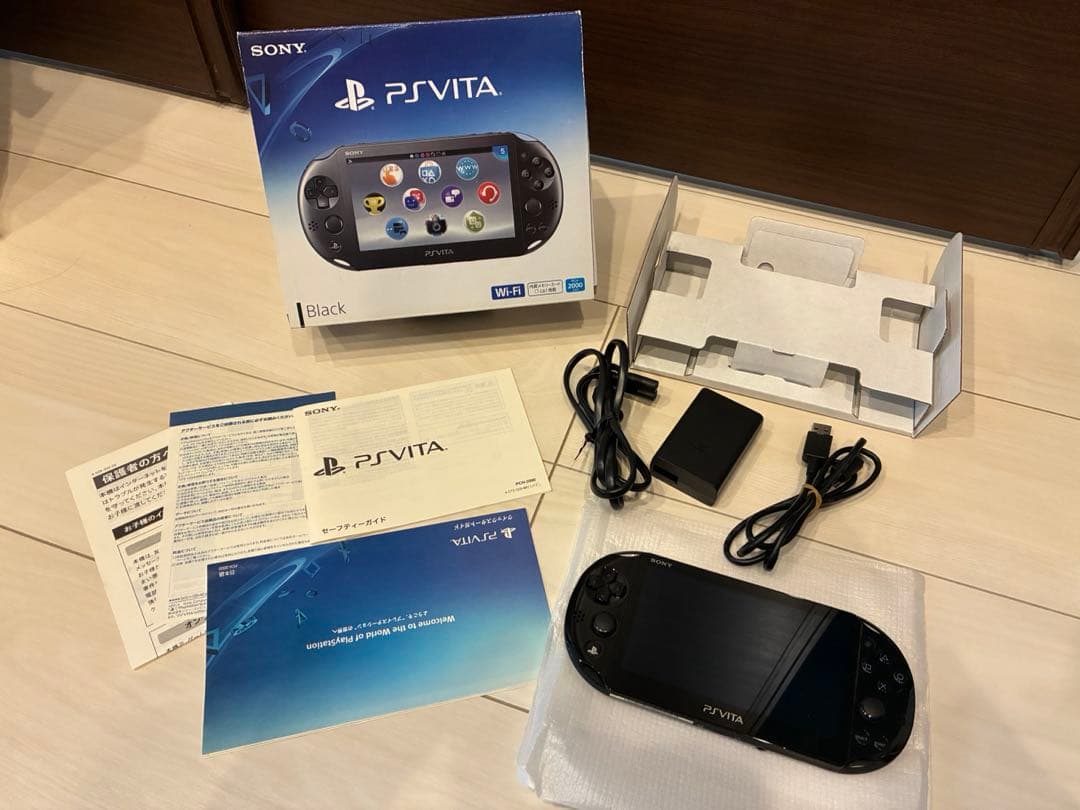 SONY PlayStationVITA PCH-2000 ブラック