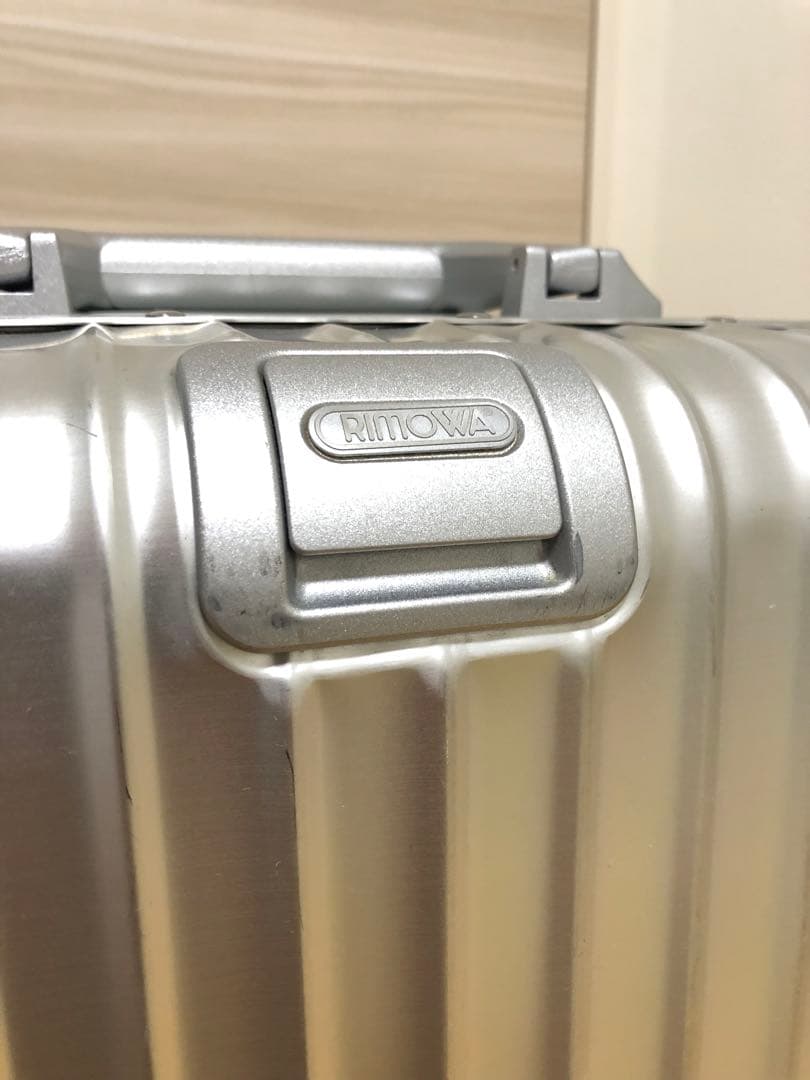 【美品】リモワ　トパーズ　Rimowa Topas 機内持ち込み 32L 4輪