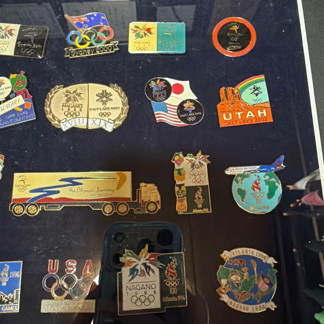 オリンピック ピンバッジ セット 約30個 フレーム付き【値下げ交渉あり】