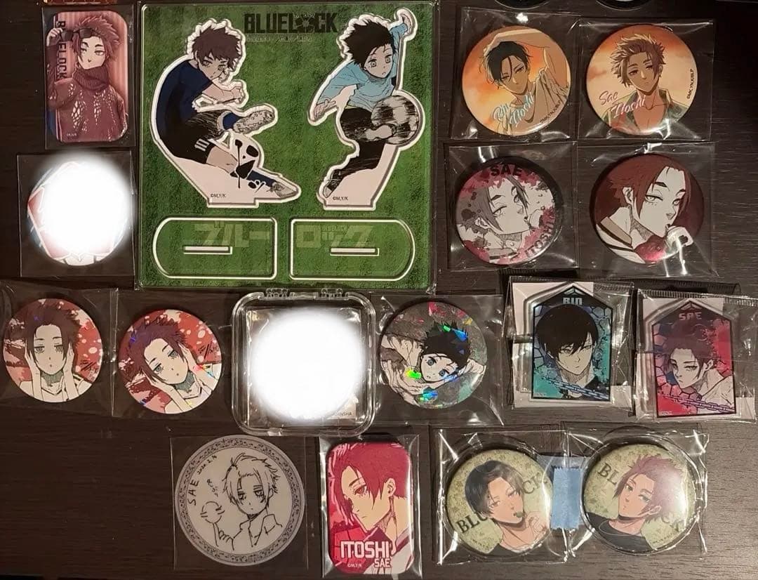 ブルーロック　糸師凛　糸師冴　糸師兄弟　アクリルスタンド　缶バッジ　15点