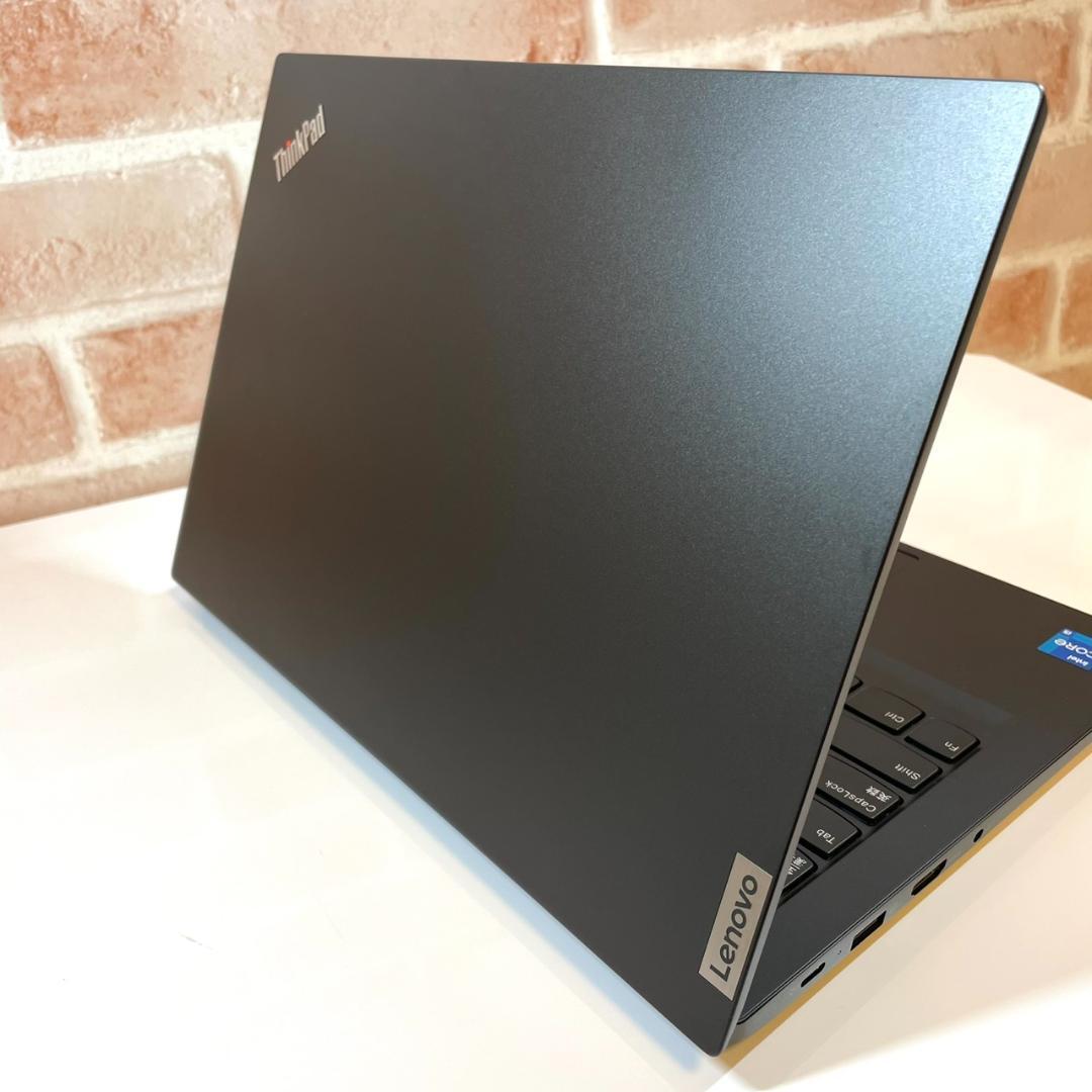 ★超美品★ 2021年製 第11世代Corei5 ThinkPad QQ0