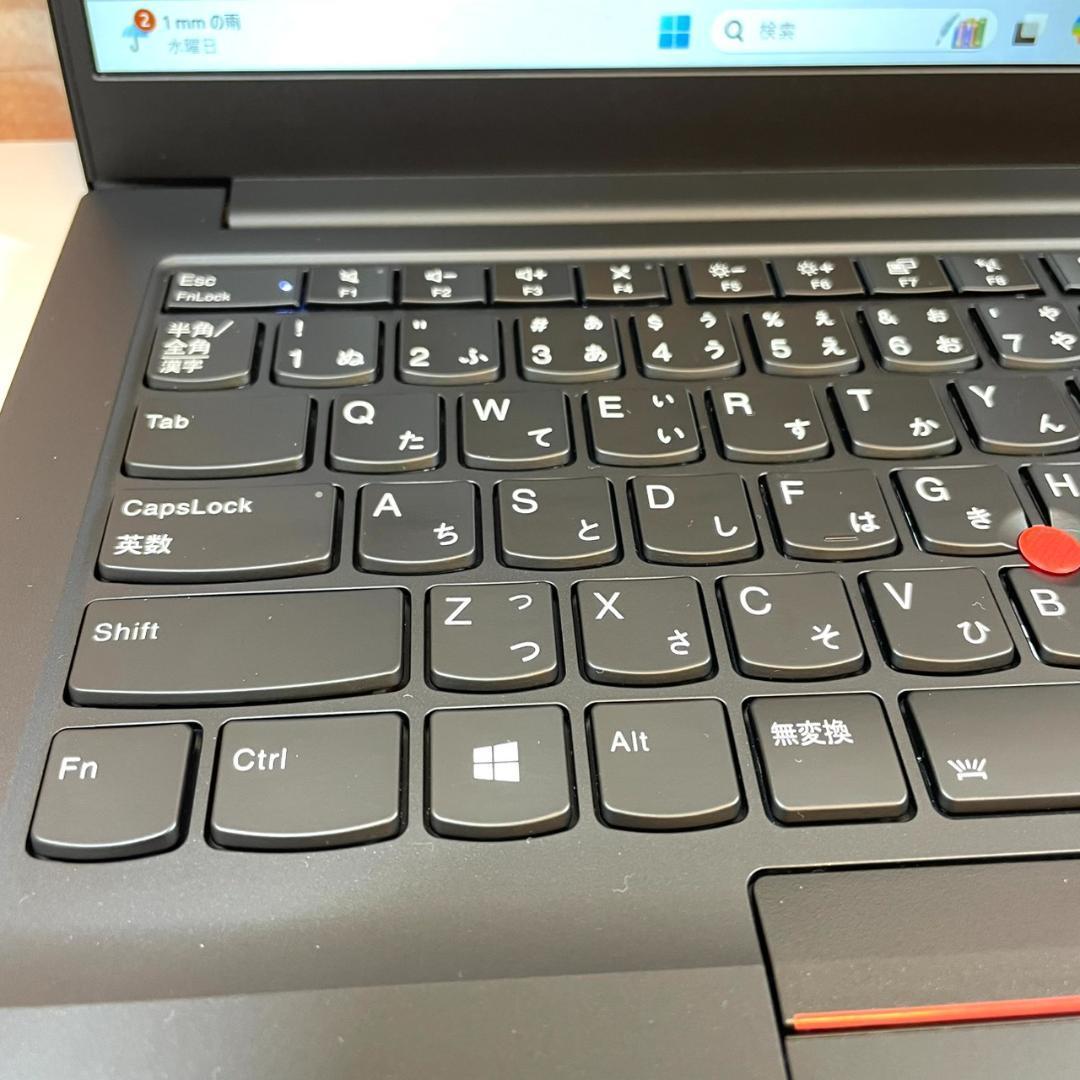 ★超美品★ 2021年製 第11世代Corei5 ThinkPad QQ0