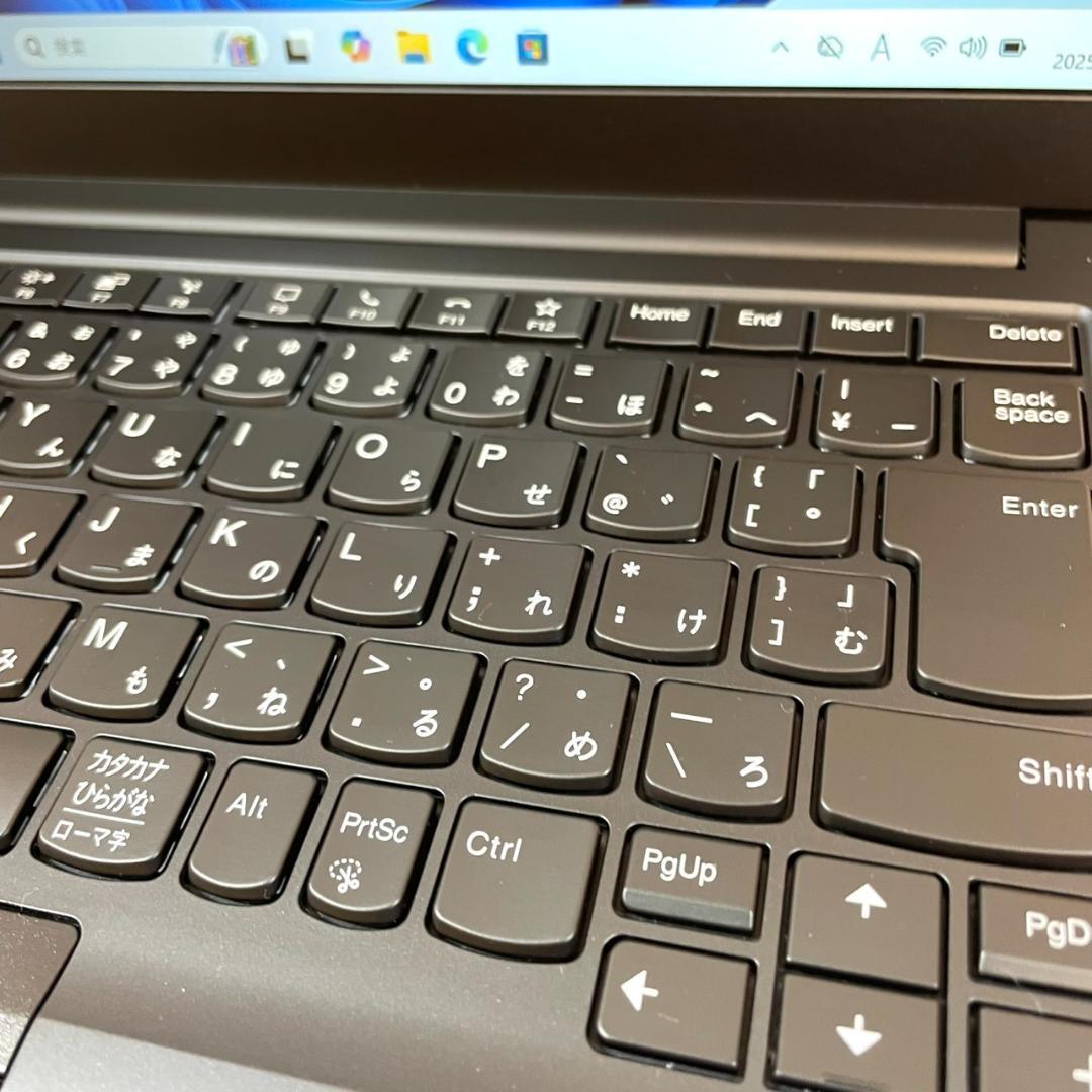 ★超美品★ 2021年製 第11世代Corei5 ThinkPad QQ0