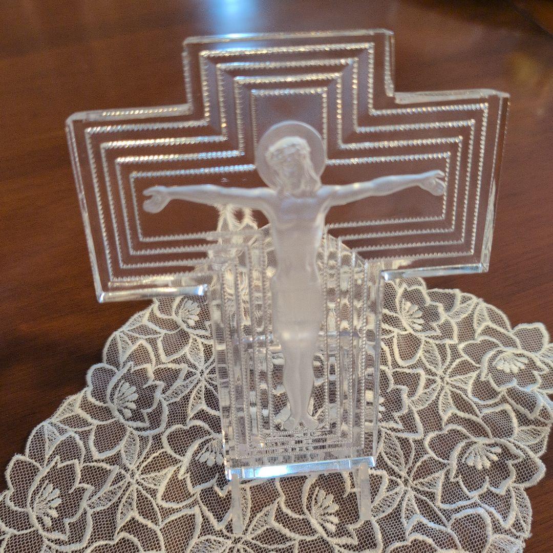 ラリック　ガラス　十字架 キリスト像