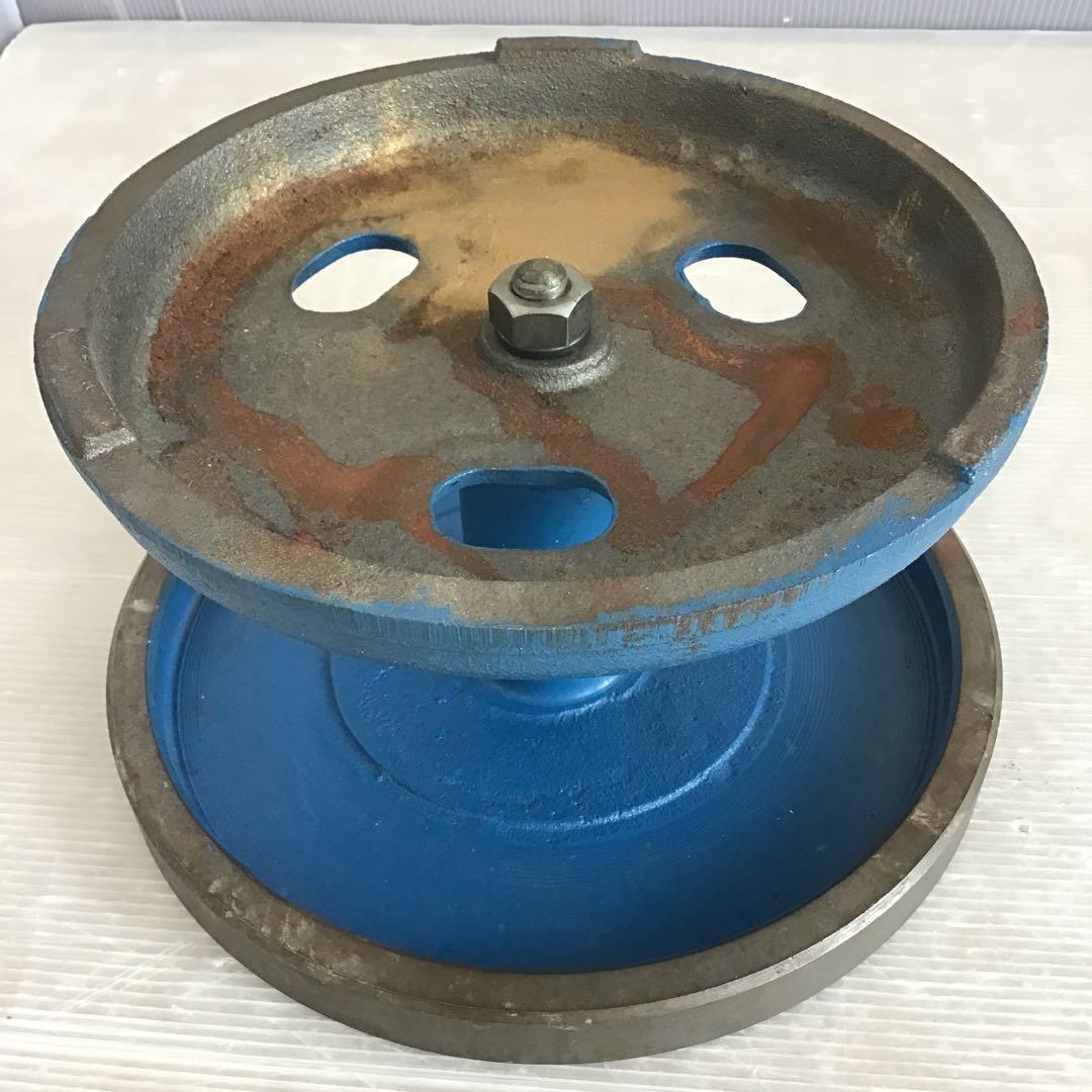 茶道具　鉄製　廻転台　炉の灰用摺鉢回転台　サビ有り　配送用箱　S1045KD