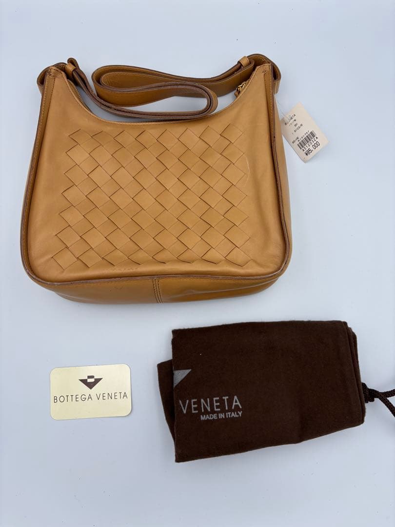 【タグ付き】BOTTEGA VENETA イントレチャート レザー バッグ